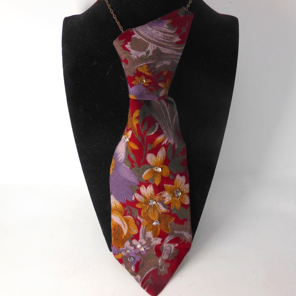 Woman's Beaded pendent tie, hand beaded necklace, handcrafted  neckwear, unique